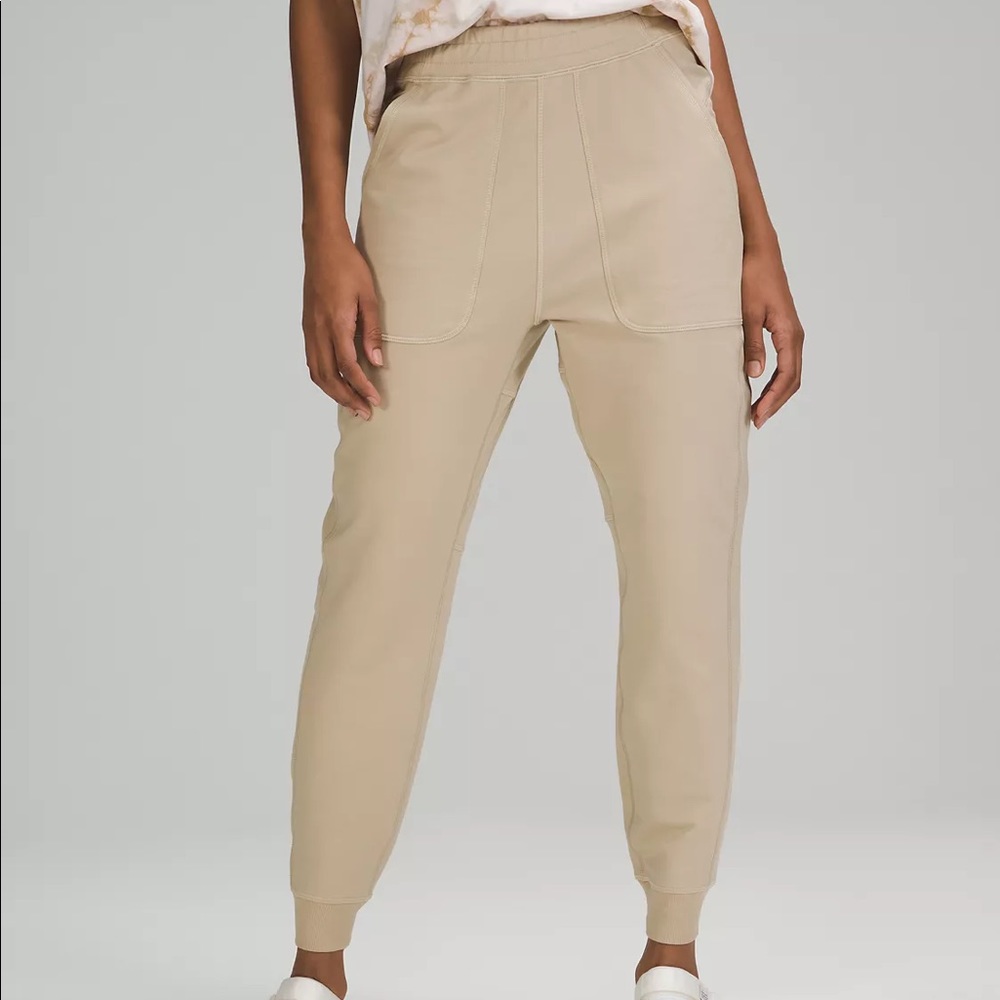 Lululemon LA All You Need Relaxed Pant Size 4 Trench